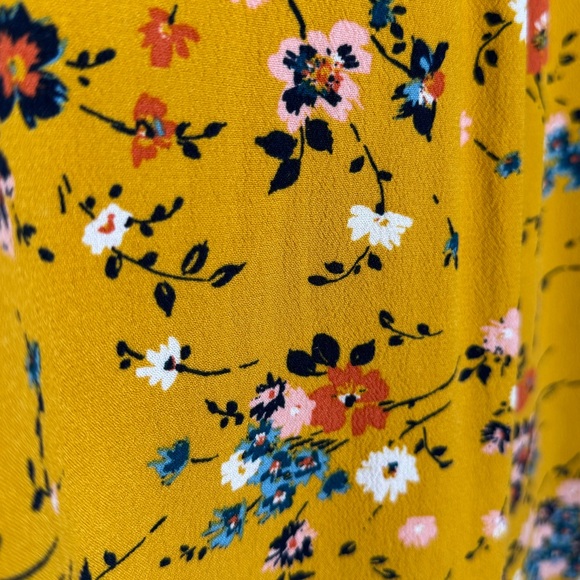 𝙎𝙩 𝙅𝙤𝙝𝙣'𝙨 𝘽𝙖𝙮 Floral Top XL Peasant Style Yellow - Picture 9 of 15
